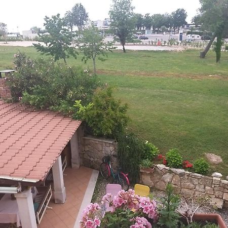 Alba Sanja I Teran Apartman Funtana Kültér fotó