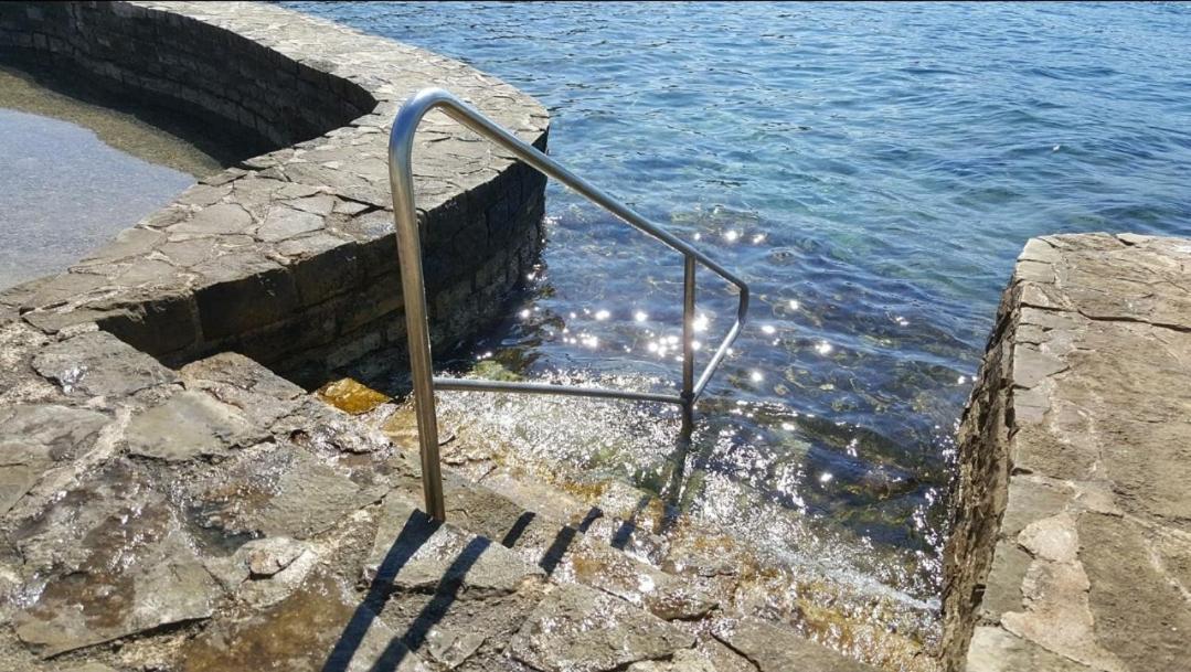 Alba Sanja I Teran Apartman Funtana Kültér fotó