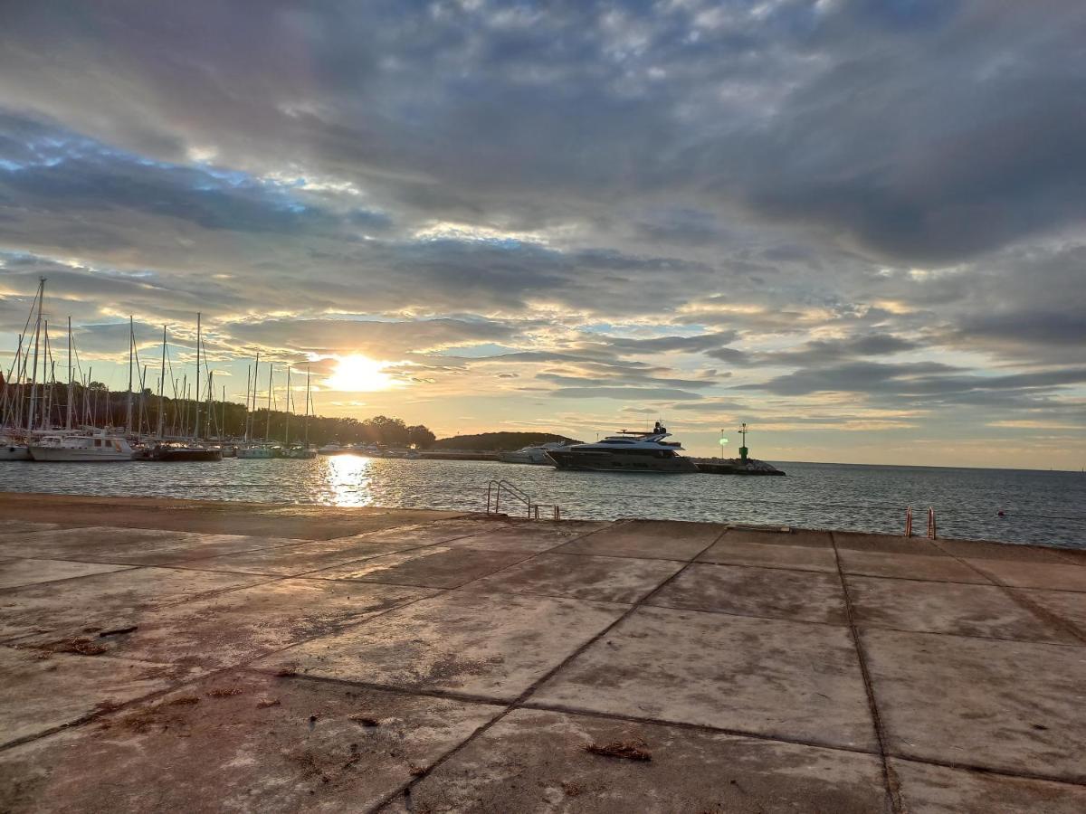 Alba Sanja I Teran Apartman Funtana Kültér fotó